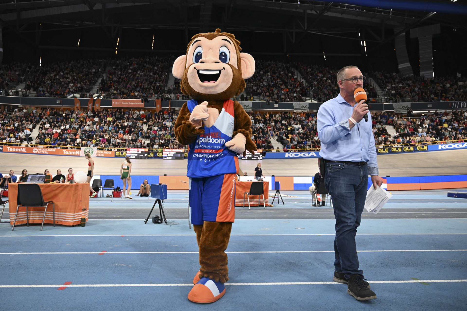 Officials getting ready for European Athletics Indoor Championships 2025