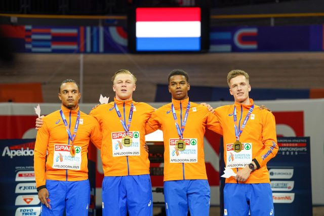 Oranje publiek juicht TeamNL-atleten naar negen medailles