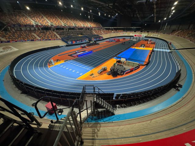 EK Indoor Atletiek 2025 introduceert tribune voor fans met een visuele beperking