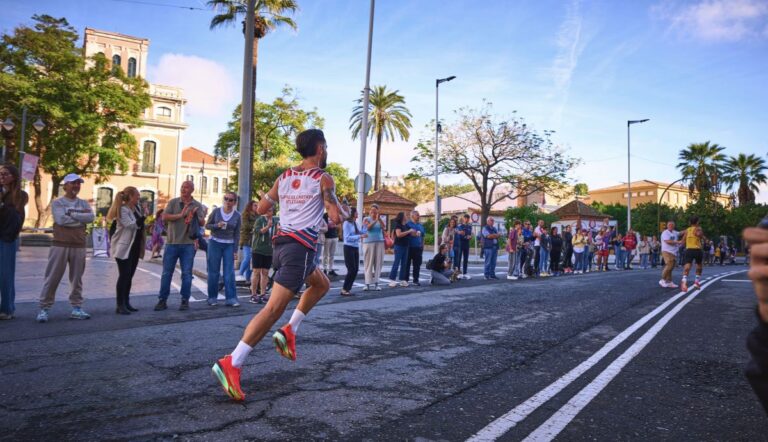 21K Ciudad de Huelva: snel loopparcours met gunstige laatste vier kilometer
