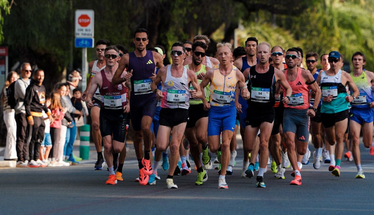 Analyse van een Valencia halve marathon die langzamer was dan gebruikelijk: hoeveel lopen er onder de 1u10 en onder de 1u45?